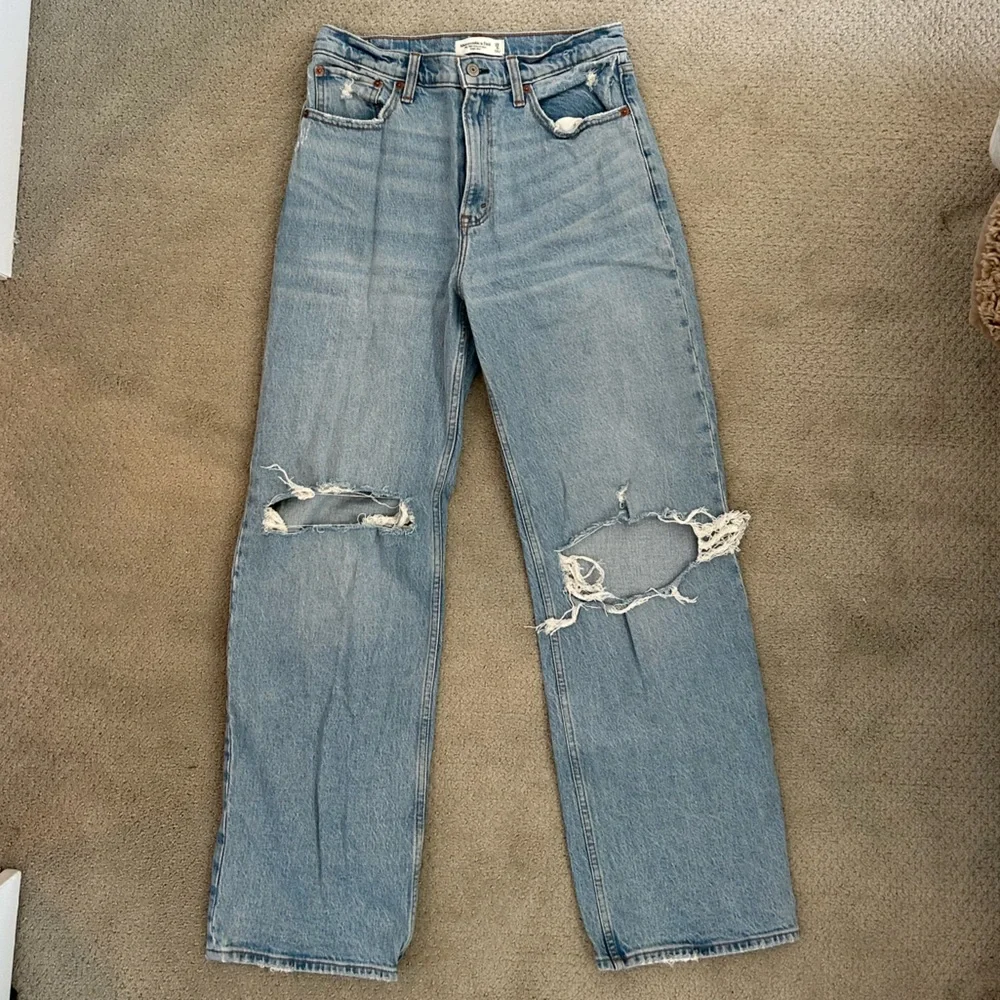 Abercrombie jeans - Picture 1 of 3